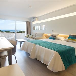 Globales Panama - Adults Only